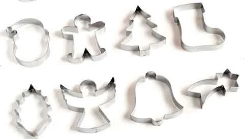 Traditional Christmas biscuit cutter set